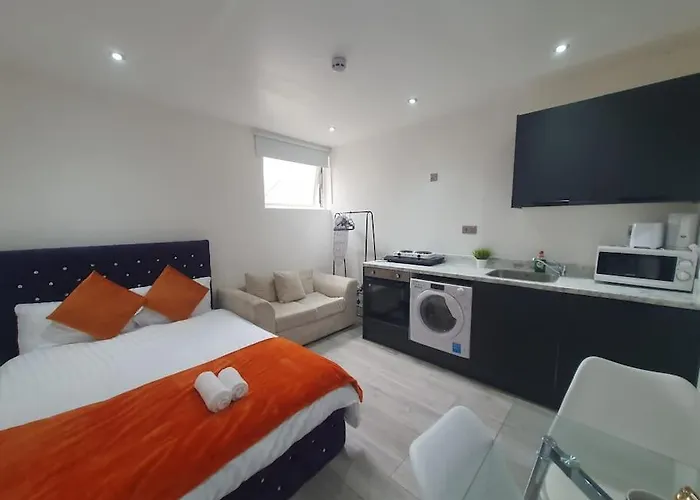 Central Studio Apartment London 6